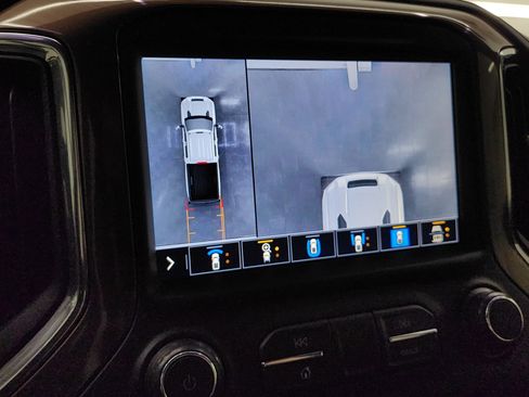 Used 2021 Chevrolet Silverado 2500 High Country w/ Z71 Off-Road Package image 18