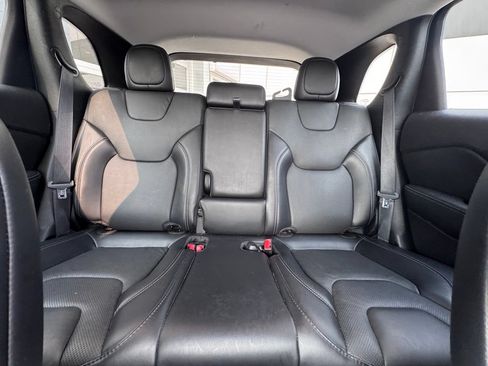 Used 2021 Jeep Cherokee Latitude Lux w/ Comfort/Convenience Group AWD/4WD image 30
