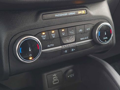 Used 2025 Ford Escape ST-Line image 28