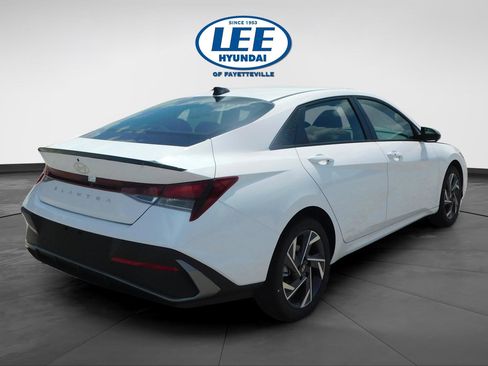 New 2025 Hyundai Elantra Sport image 3