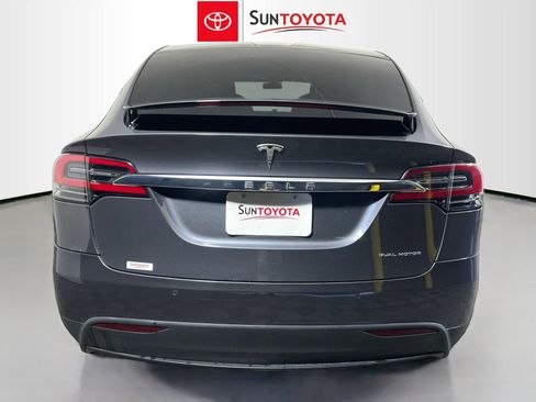 Used 2021 Tesla Model X Long Range image 5