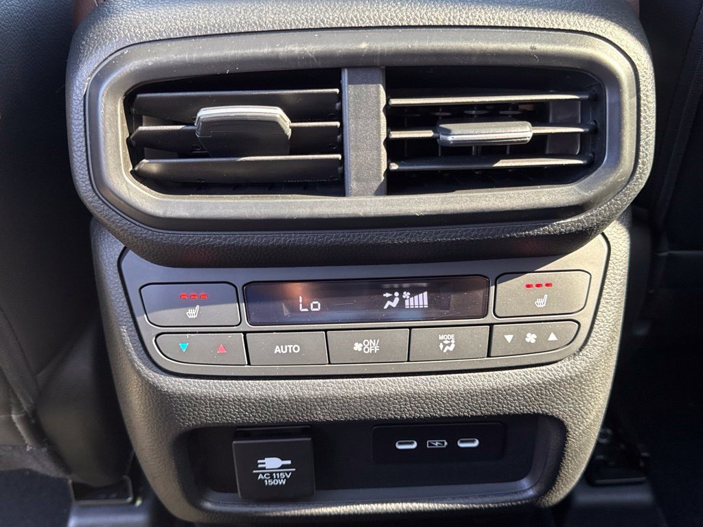 Certified 2025 Honda Pilot Elite image 20