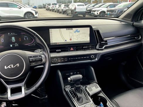 Certified 2023 Kia Sportage X-Line w/ X-Line Premium Package image 17