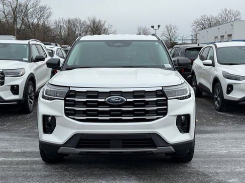 New 2026 Ford Explorer Active w/ Active Comfort Package AWD/4WD image 2