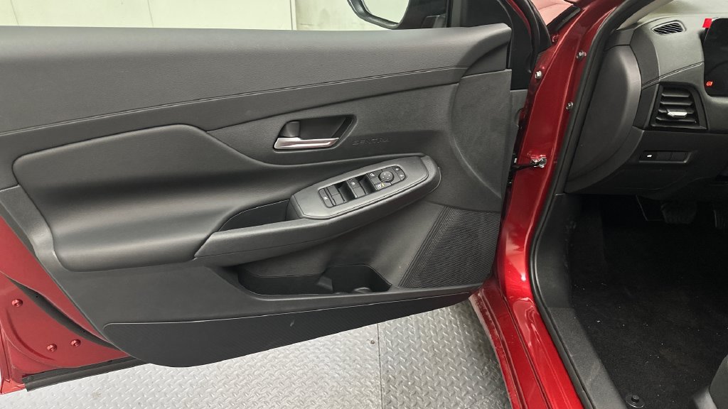 New 2027 Nissan Sentra SV w/ Floor Mat Package FWD image 15