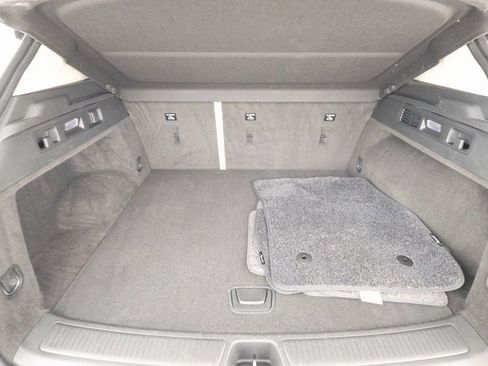 Used 2022 Buick Envision Avenir w/ Technology Package II image 25