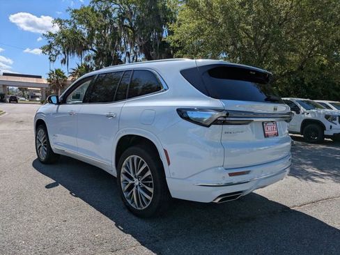 New 2026 Buick Enclave Avenir FWD image 6