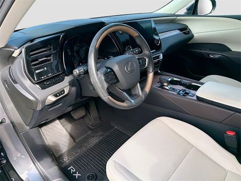 Used 2023 Lexus RX 350 Premium image 27