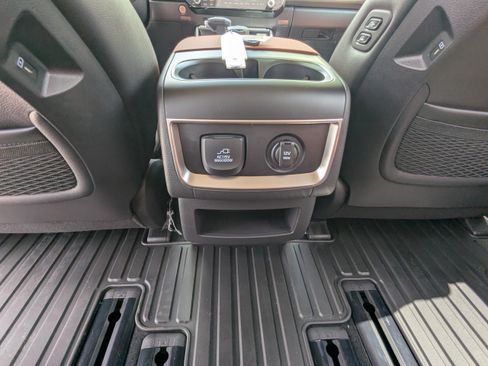 New 2026 Kia Carnival SX Prestige FWD image 15