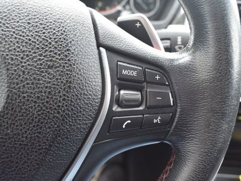 Used 2017 BMW 330i xDrive Sedan image 25