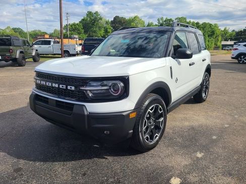 New 2026 Ford Bronco Sport Outer Banks AWD/4WD image 2