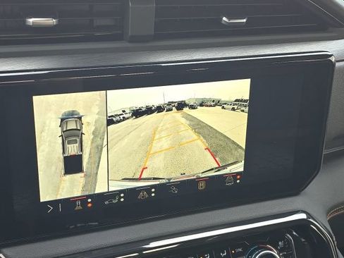 Used 2024 GMC Sierra 1500 AT4 w/ AT4 Preferred Package image 36