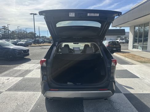 Used 2025 Toyota RAV4 Limited w/ Advanced Technology Package image 5