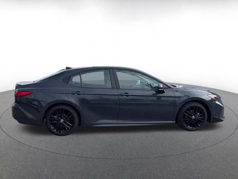 Used 2025 Toyota Camry SE image 16