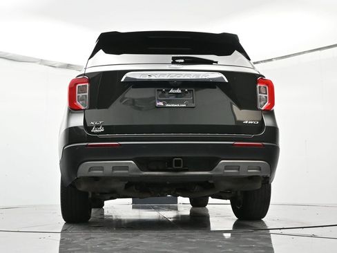 Used 2022 Ford Explorer XLT w/ Equipment Group 202A image 48