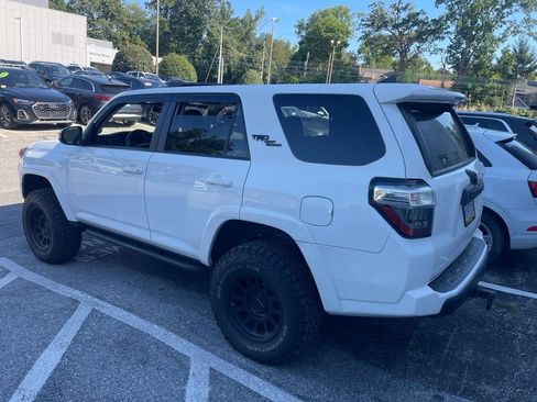 Used 2021 Toyota 4Runner TRD Off-Road Premium w/ Moonroof Package AWD/4WD image 16