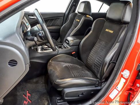 Used 2017 Dodge Charger R/T RWD image 13