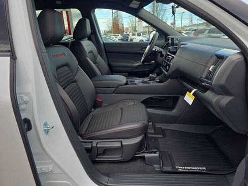 New 2026 Nissan Pathfinder Rock Creek w/ Rock Creek Premium Package AWD/4WD image 9