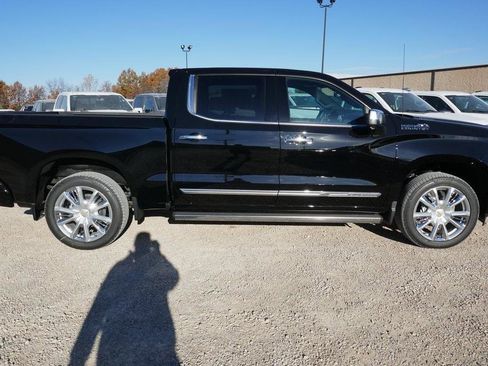 New 2026 Chevrolet Silverado 1500 High Country image 2