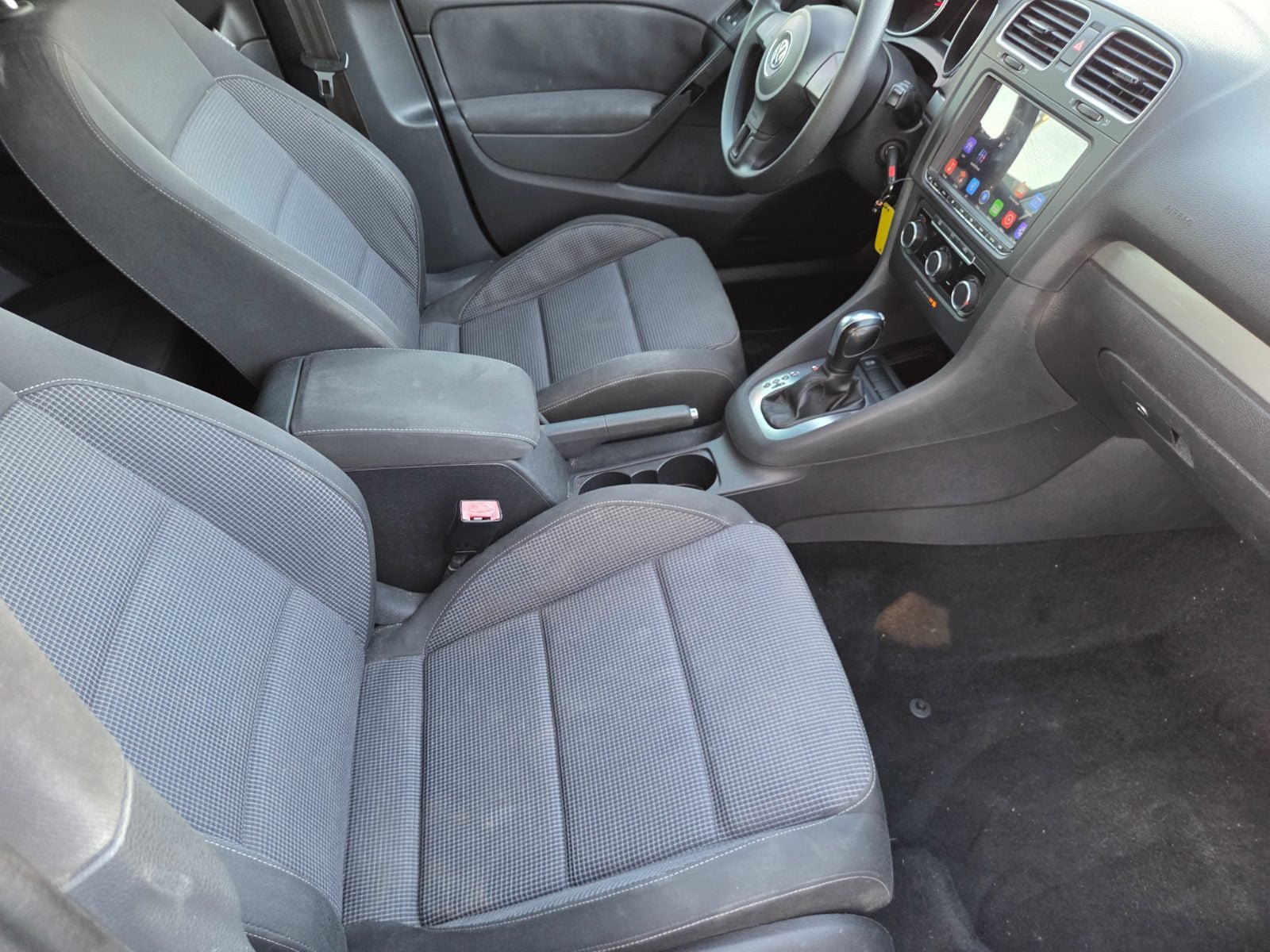 Used 2013 Volkswagen Golf 4-Door FWD image 15