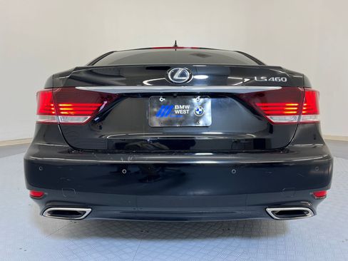 Used 2015 Lexus LS 460 4dr Sdn RWD w/ Comfort Package image 8