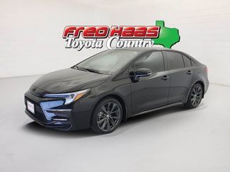 Used 2025 Toyota Corolla SE video 1