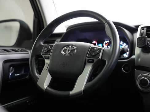 Used 2019 Toyota 4Runner Limited image 11