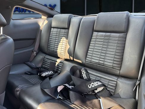 Used 2010 Ford Mustang Shelby GT500 RWD image 12