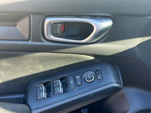 Used 2023 Honda Civic LX image 17