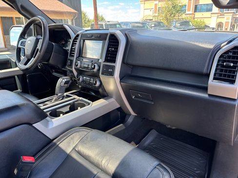 Used 2019 Ford F150 Lariat w/ Equipment Group 502A Luxury AWD/4WD image 26