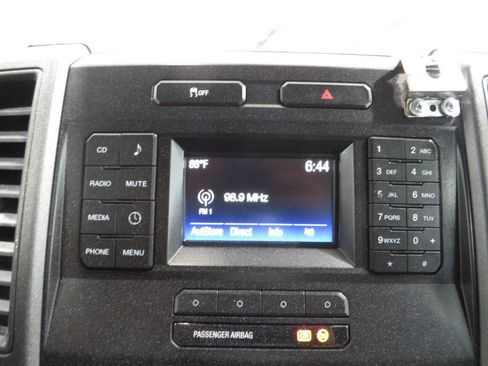 Used 2018 Ford F250 XL w/ Power Equipment Group AWD/4WD image 17