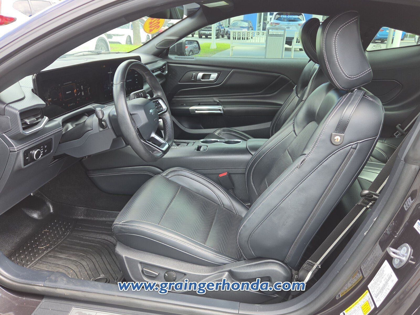 Used 2024 Ford Mustang Premium RWD image 10