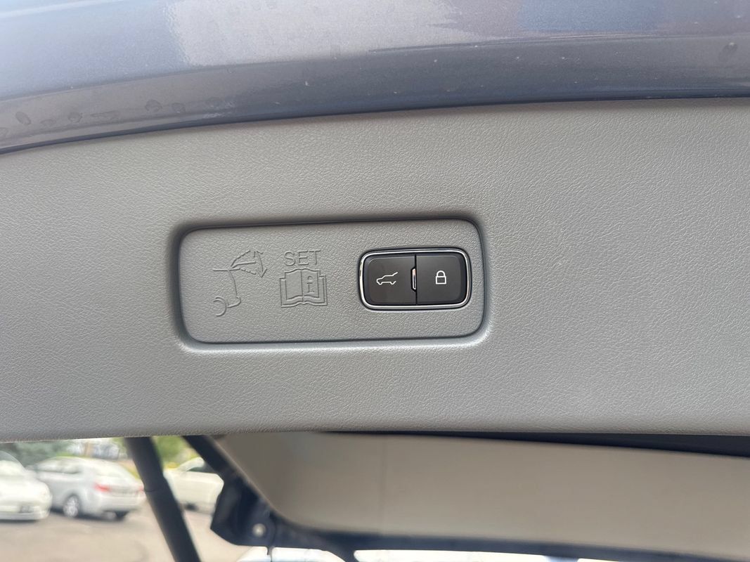 Used 2020 Lincoln Aviator Reserve w/ Equipment Group 201A AWD/4WD image 10