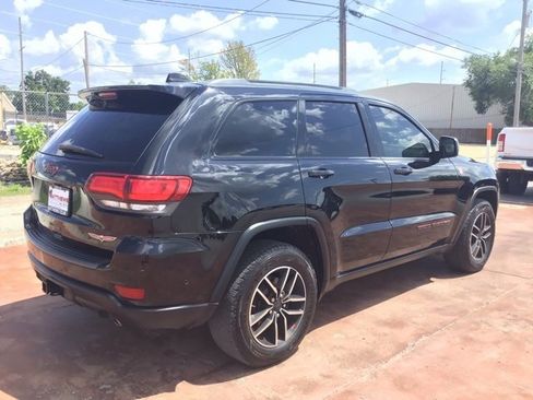 Used 2019 Jeep Grand Cherokee Trailhawk w/ Trailhawk Luxury Group image 5
