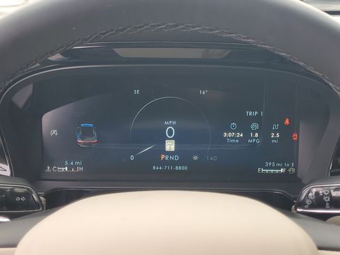 New 2026 Lincoln Corsair Premiere image 19