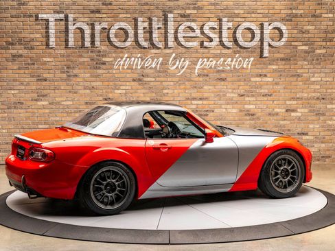 Used 2006 MAZDA MX-5 Miata Sport w/ Suspension Pkg image 6