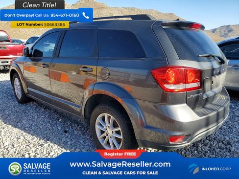 Used 2015 Dodge Journey SXT w/ Flexible Seating Group FWD image 3
