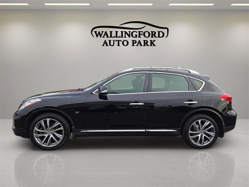 Used 2017 INFINITI QX50 AWD w/ Technology Package image 7