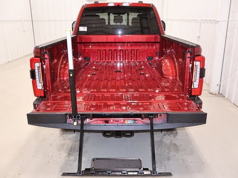 New 2026 Ford F350 Platinum w/ Platinum Plus Package image 32