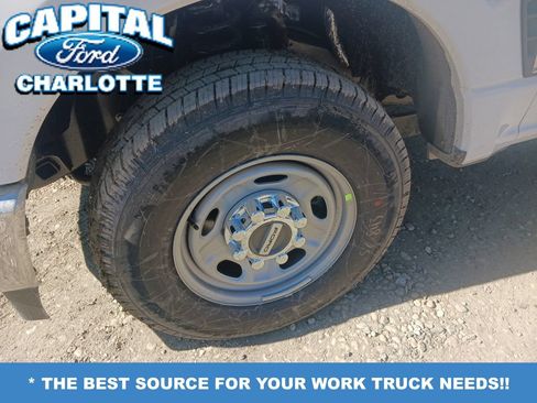 New 2026 Ford F250 XL w/ XL Chrome Package RWD image 9
