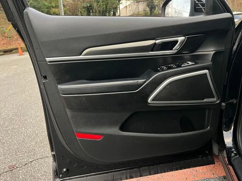 Used 2020 Kia Telluride S w/ S 8 Passenger Seating Package image 10