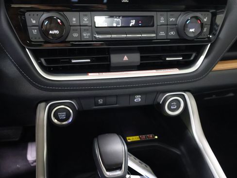 New 2026 Toyota Grand Highlander AWD image 25