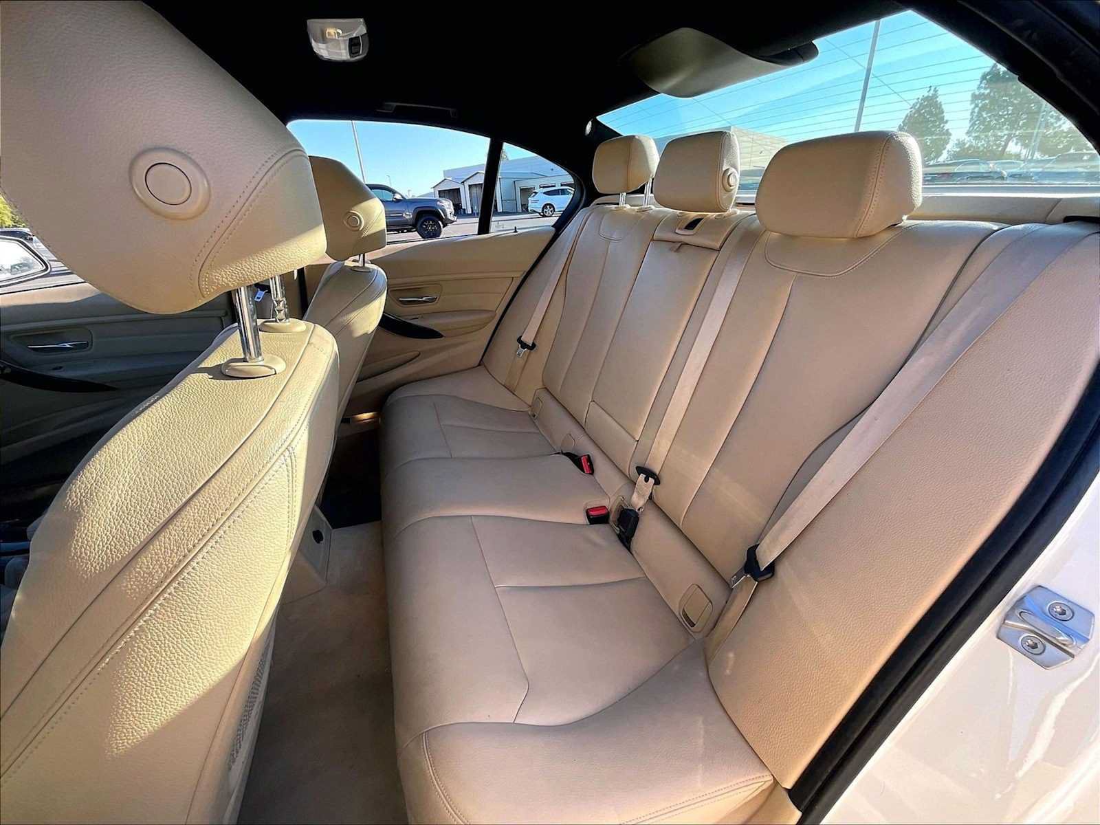 Used 2015 BMW 328d Sedan RWD image 29