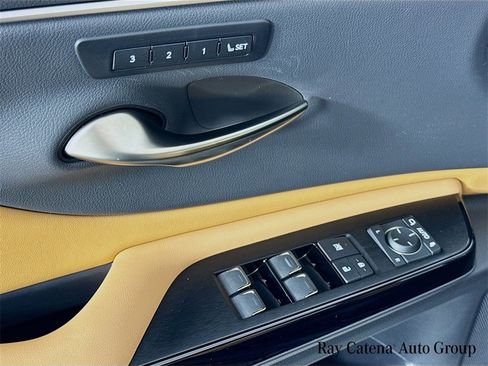 Certified 2024 Lexus ES 350 w/ Premium Package image 18