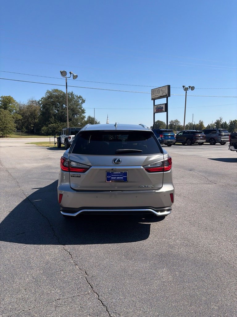 Used 2018 Lexus RX 350L Luxury w/ Accessory Package FWD image 4