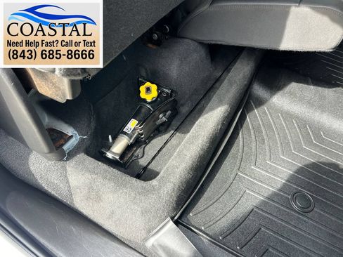 Used 2020 Chevrolet Silverado 1500 LT w/ All-Star Edition AWD/4WD image 22