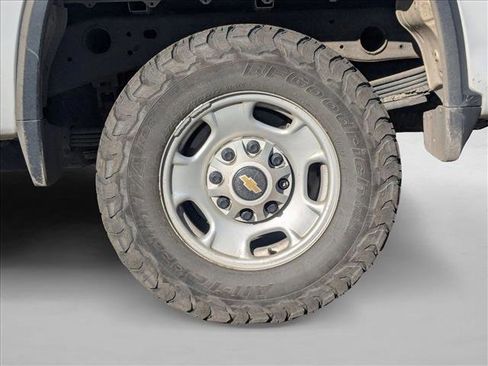 Used 2020 Chevrolet Silverado 2500 W/T w/ WT Convenience Package image 9