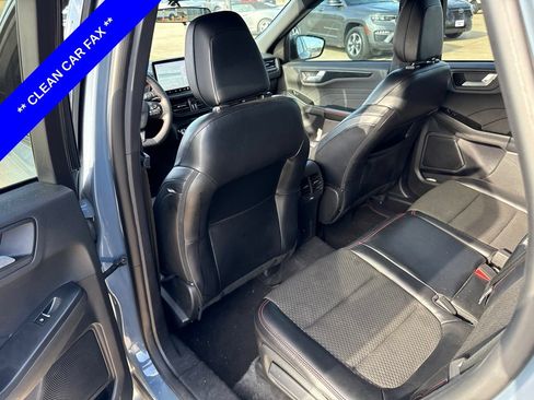 Used 2023 Ford Escape ST-Line w/ Tech Pack #1 FWD image 7