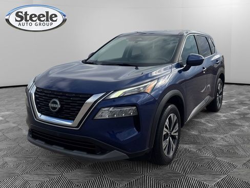 Used 2023 Nissan Rogue SV image 1