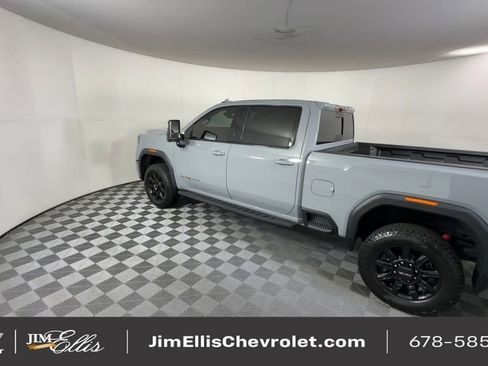 Used 2024 GMC Sierra 2500 AT4 w/ AT4 Premium Plus Package image 7